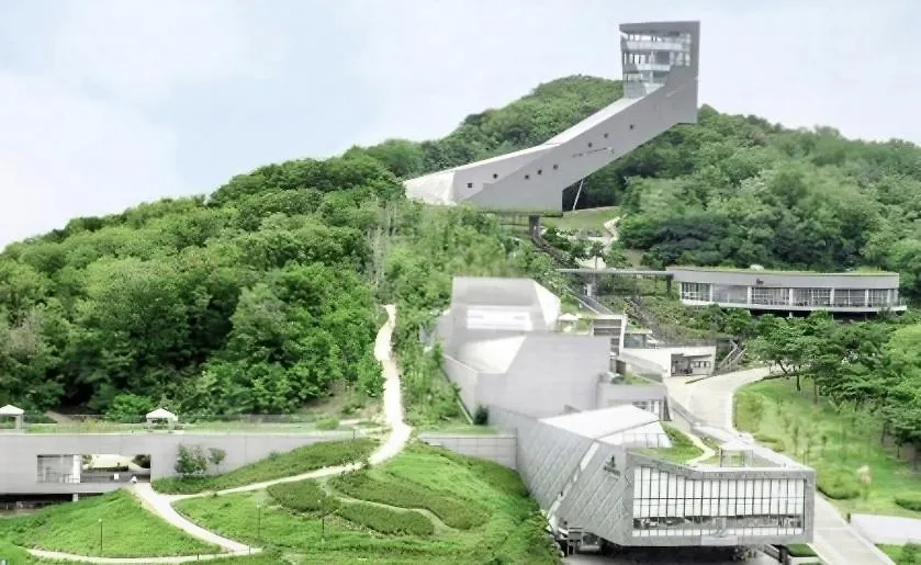 All-Inclusive Rental Apartment In Seoul #Bunker 1-3, Near Miasageori Station Line 4