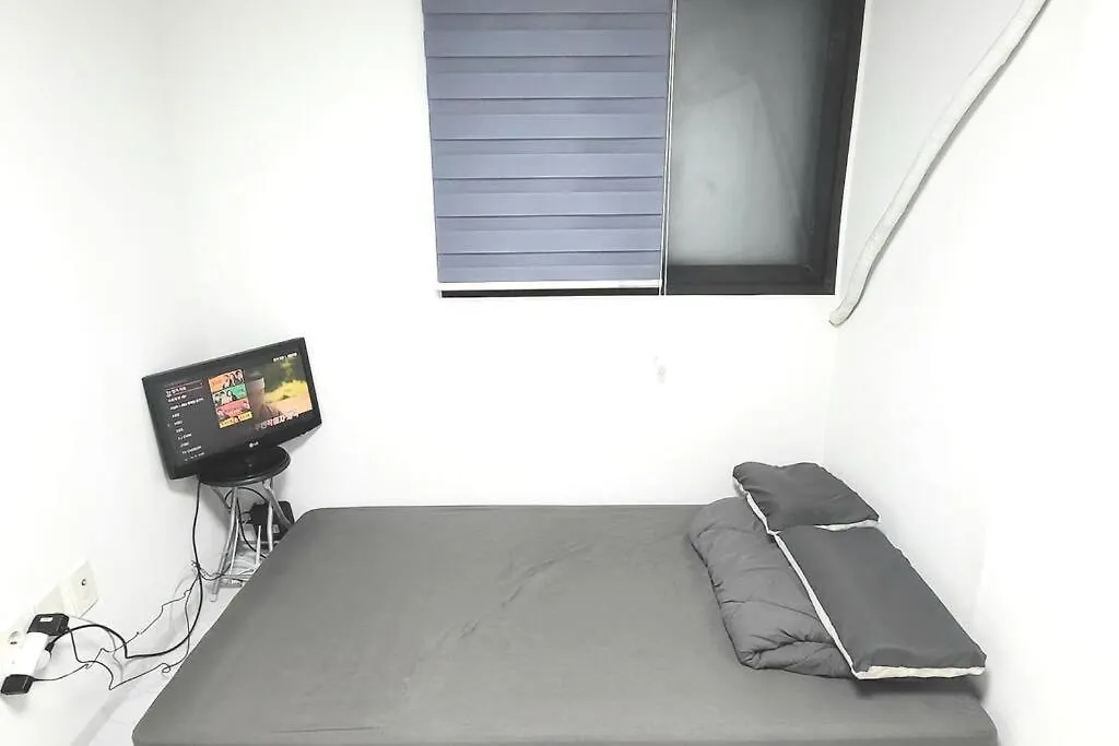 All-Inclusive Rental Apartment In Seoul #Bunker 1-3, Near Miasageori Station Line 4