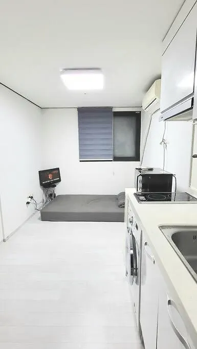 All-Inclusive Rental Apartment In Seoul #Bunker 1-3, Near Miasageori Station Line 4